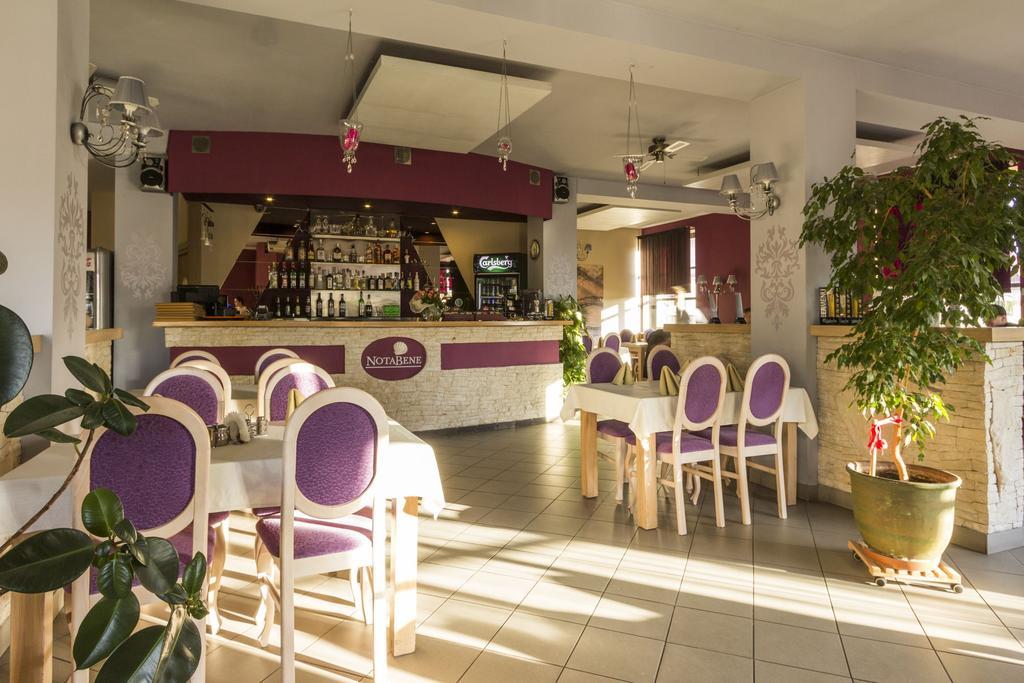 Hotel Notabene Świdnik Extérieur photo
