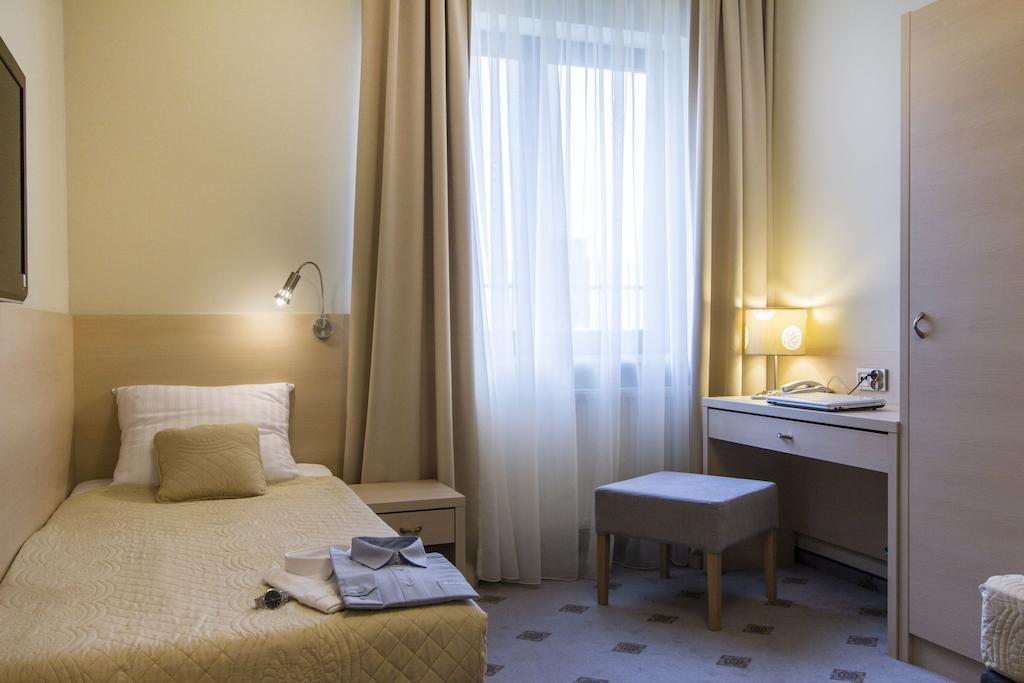 Hotel Notabene Świdnik Chambre photo
